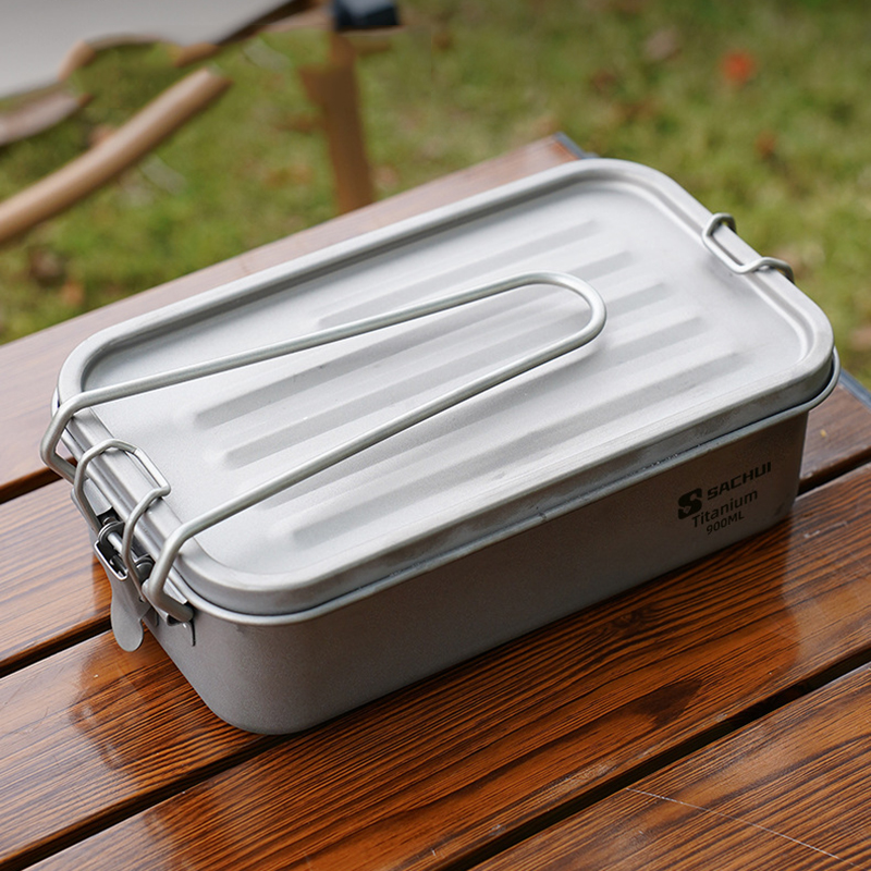 Campfire Cooking - 900ml Sealed Titanium Lunch Canteen Box